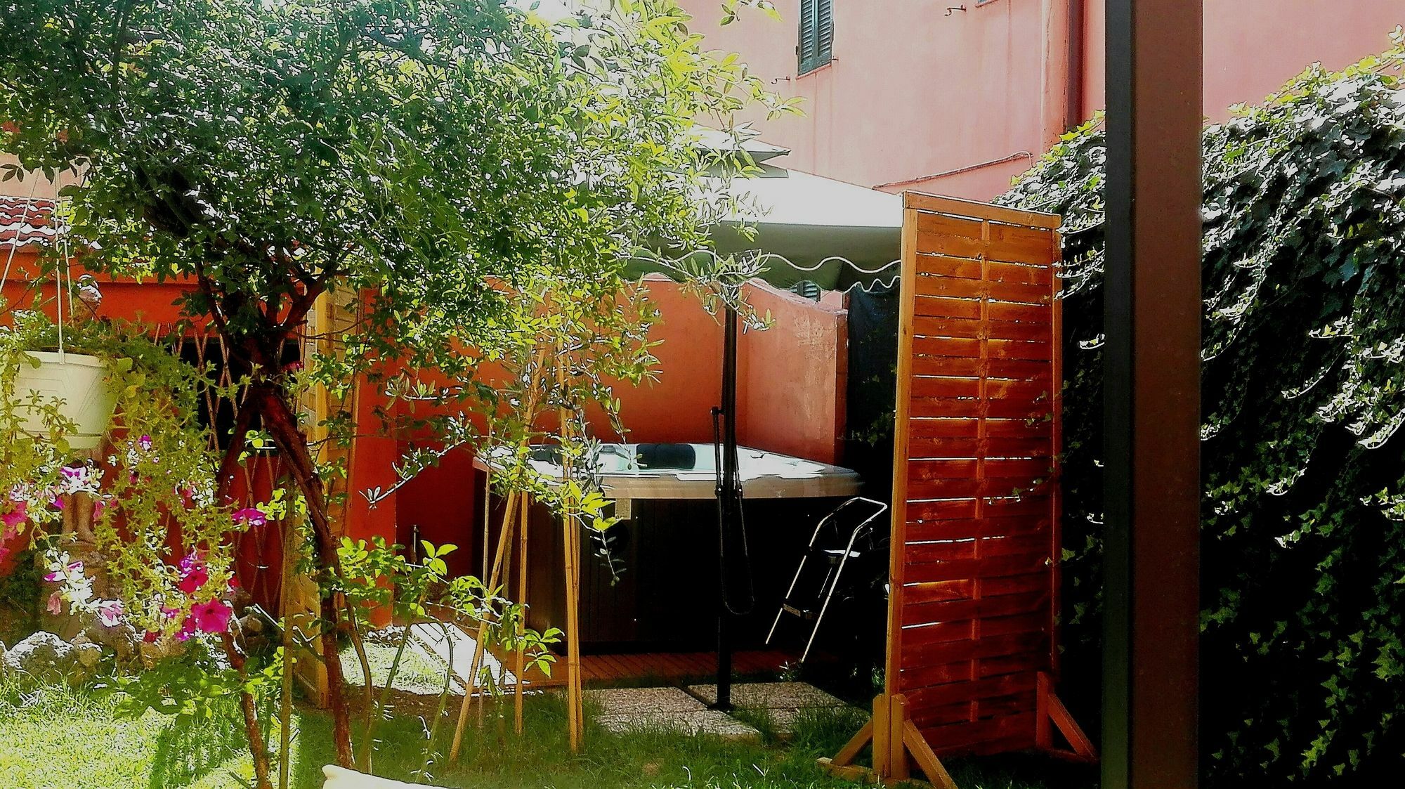 Al Giardino Di Alice Bed & Breakfast Perugia Dış mekan fotoğraf