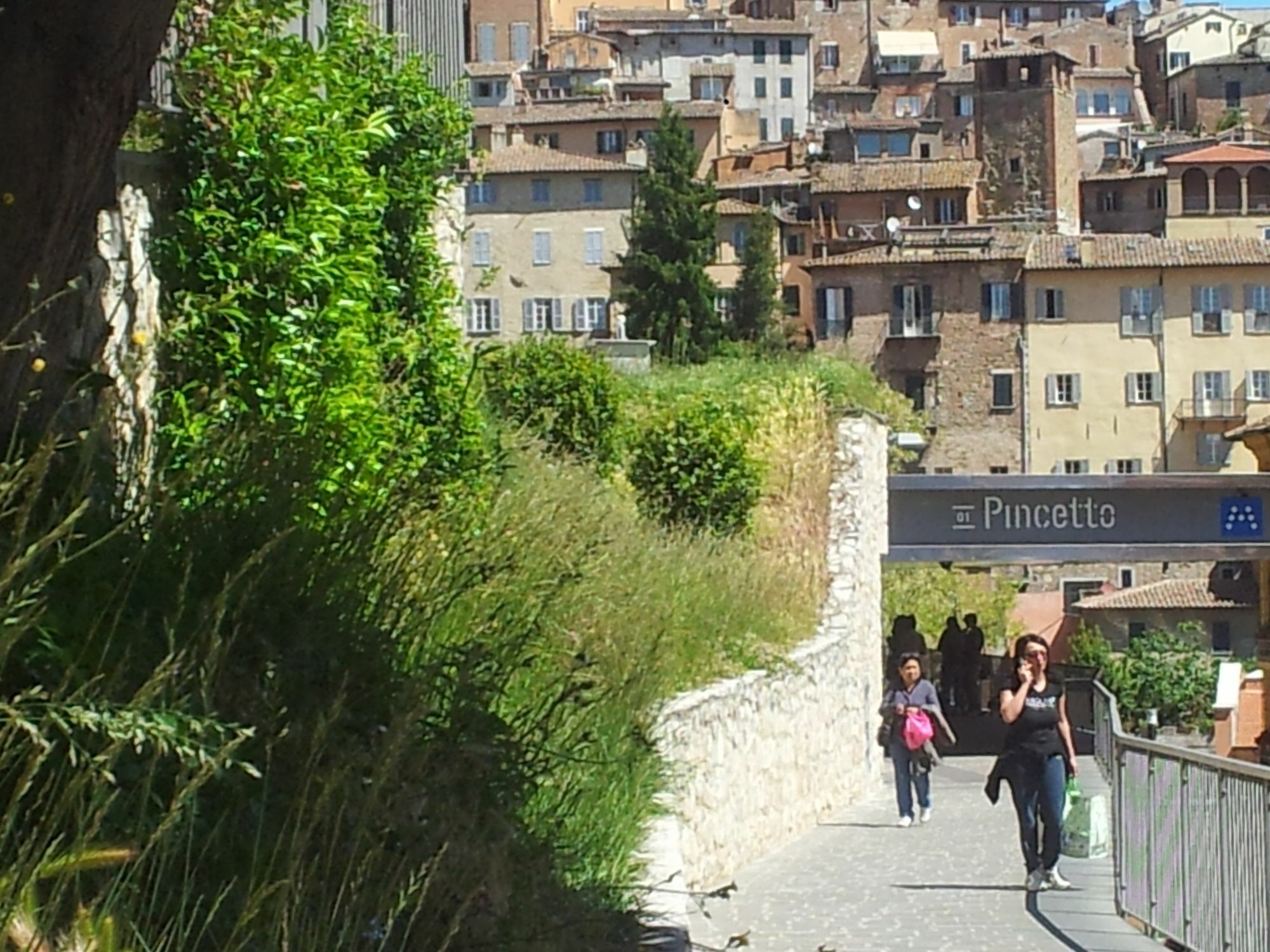 Al Giardino Di Alice Bed & Breakfast Perugia Dış mekan fotoğraf