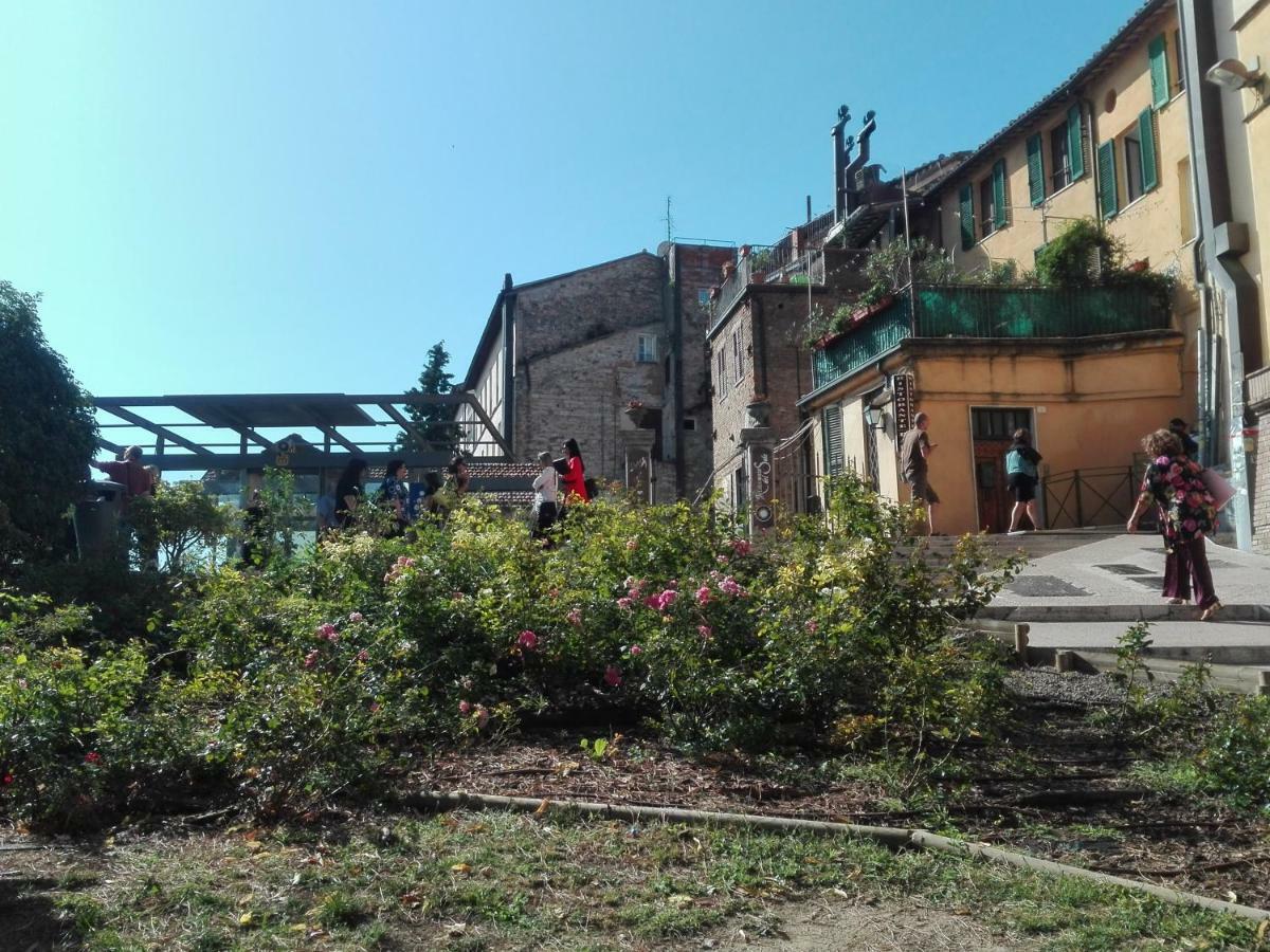 Al Giardino Di Alice Bed & Breakfast Perugia Dış mekan fotoğraf