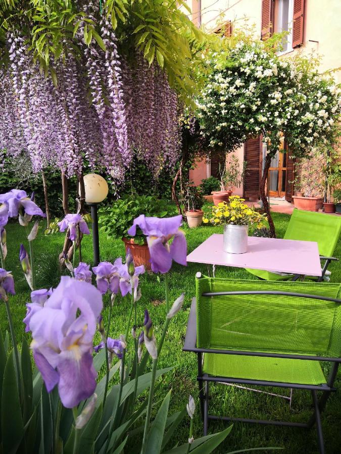 Al Giardino Di Alice Bed & Breakfast Perugia Dış mekan fotoğraf