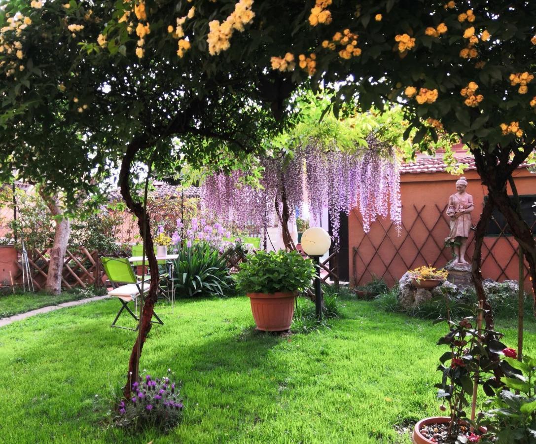 Al Giardino Di Alice Bed & Breakfast Perugia Dış mekan fotoğraf